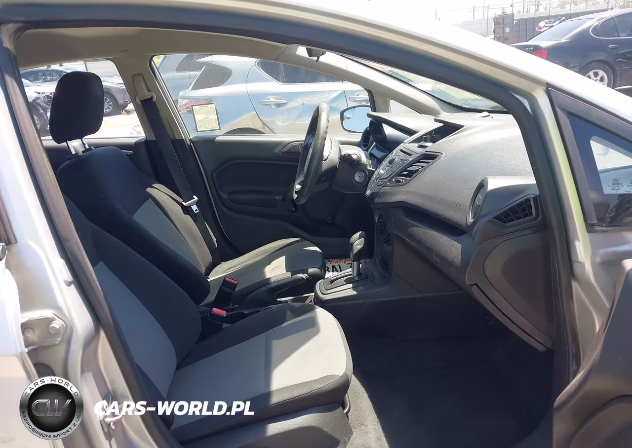 2015 Ford Fiesta S VIN:3FADP4AJ2FM158945 - 5