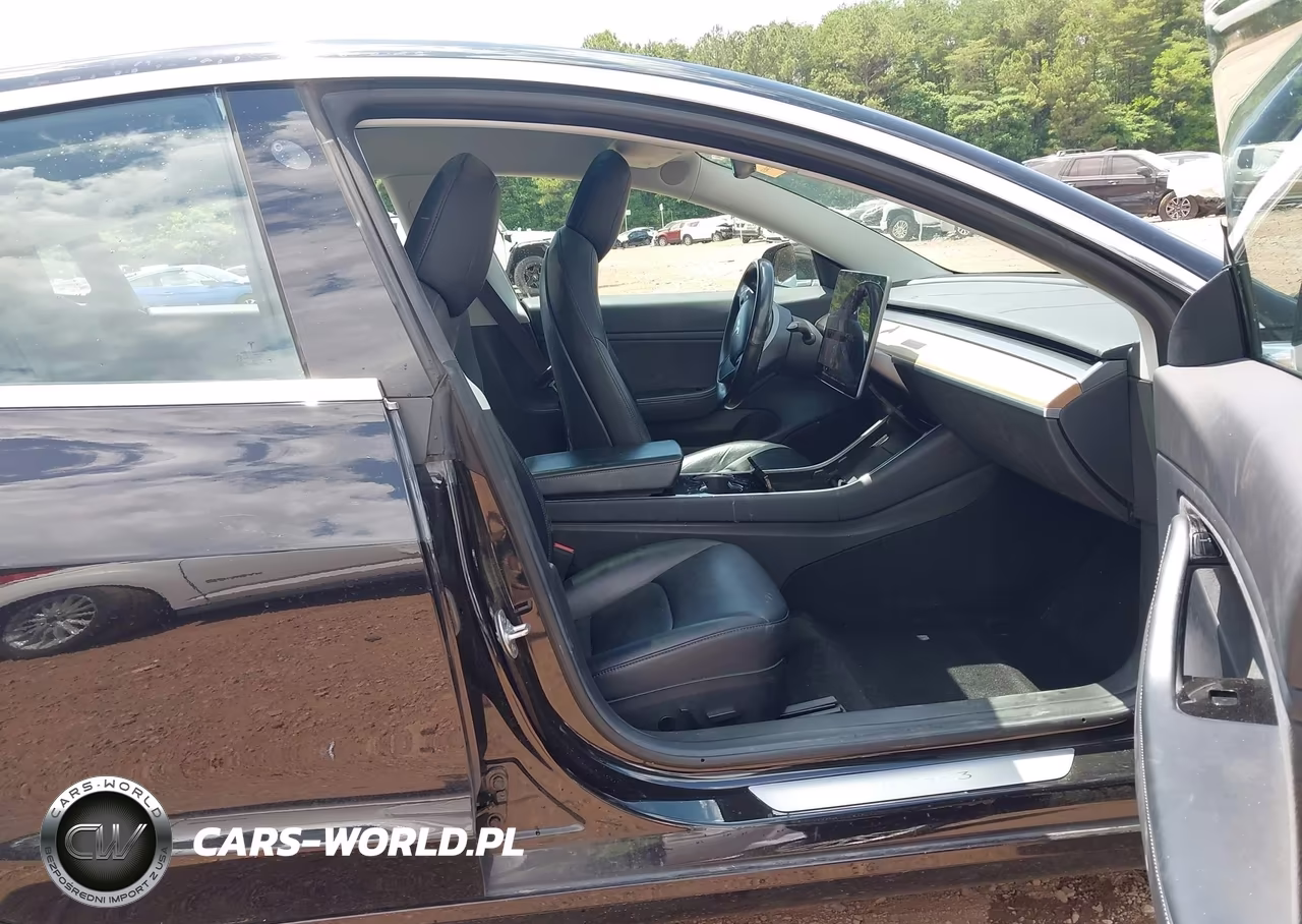 2018 Tesla Model 3 Long Range-Performance VIN:5YJ3E1EB6JF070569 - 5
