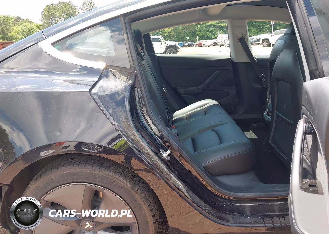 2018 Tesla Model 3 Long Range-Performance VIN:5YJ3E1EB6JF070569 - 8