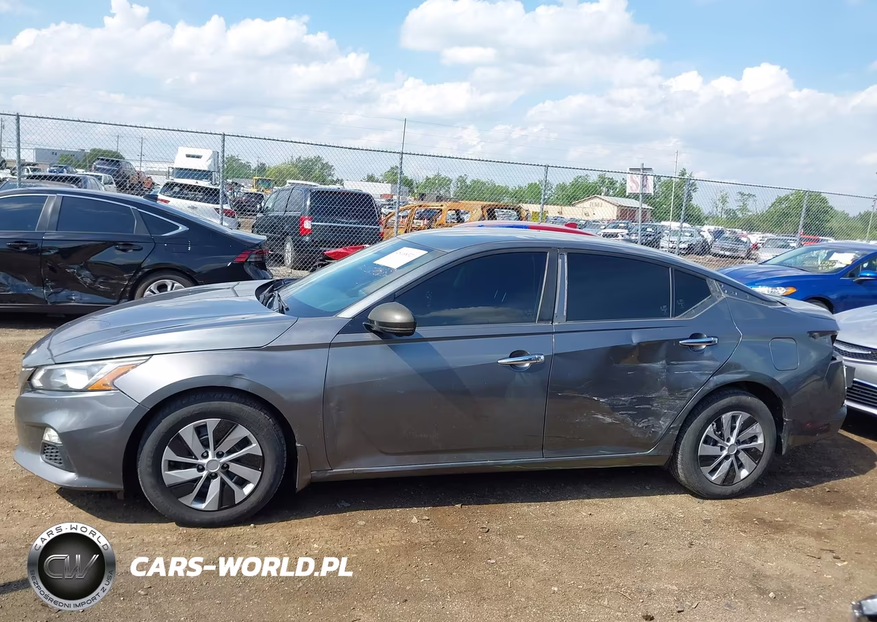 2019 Nissan Altima 2.5 S VIN:1N4BL4BW4KC168904 - 15