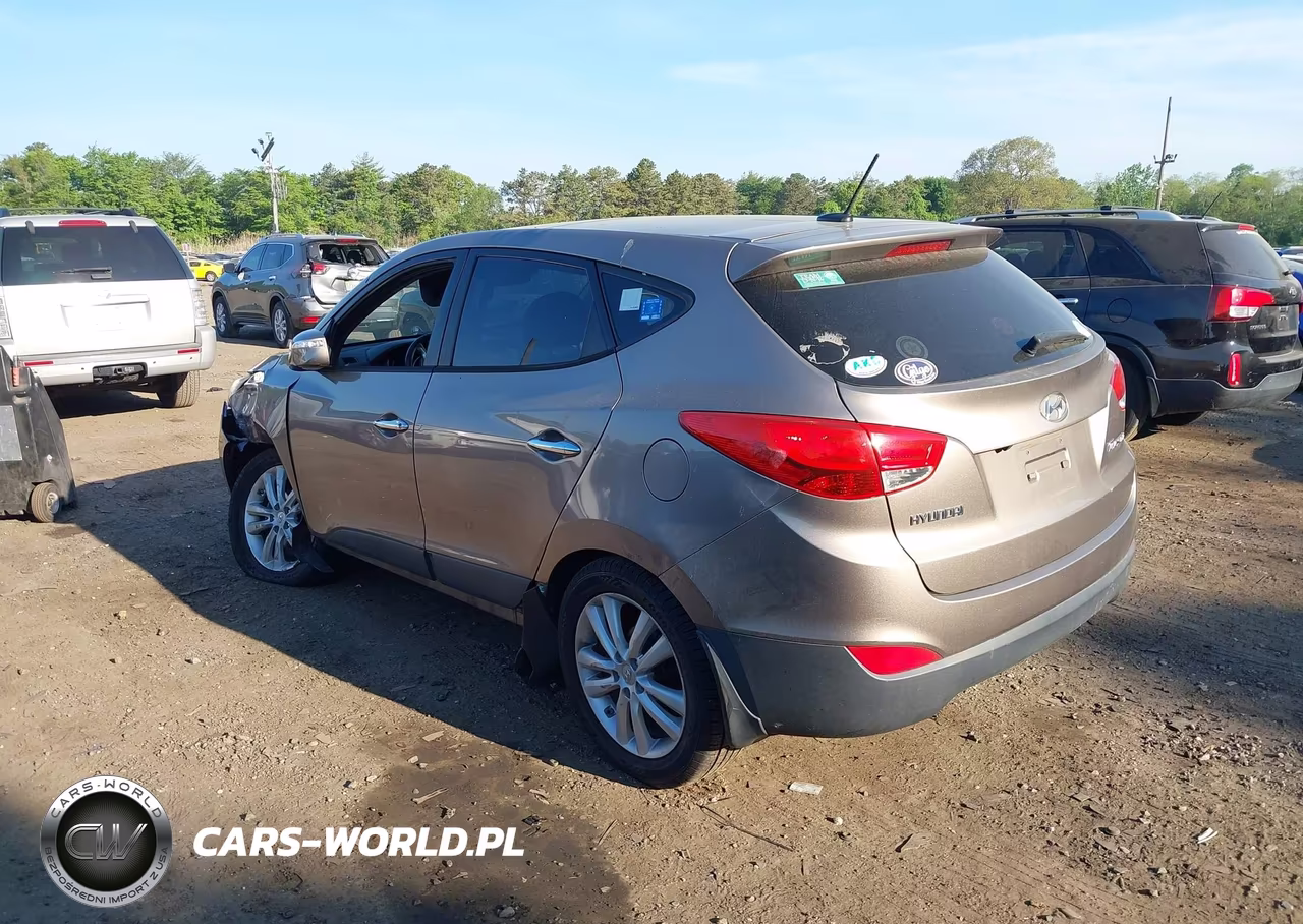 2011 Hyundai Tucson Limited VIN:KM8JU3AC0BU212181 - 3