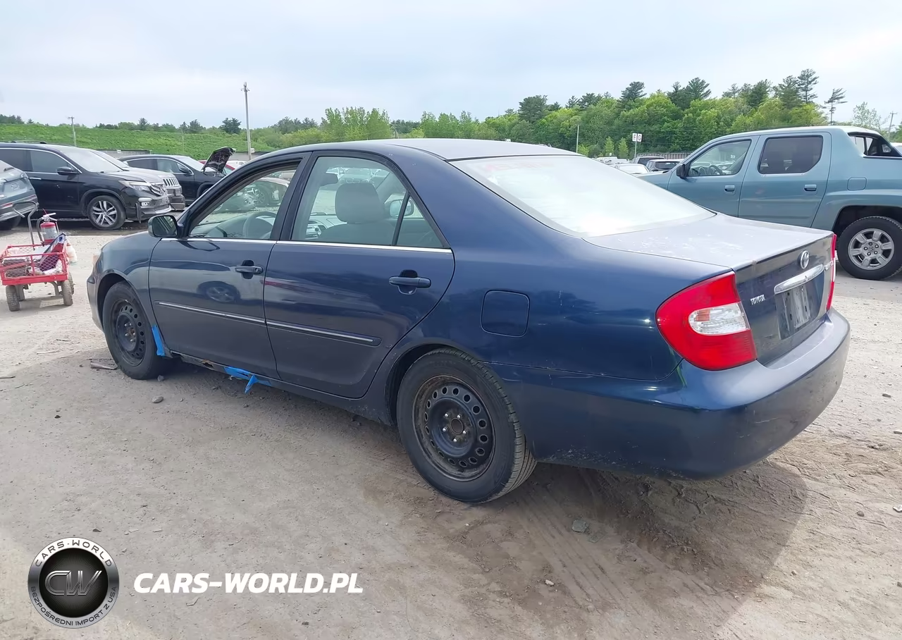 2002 Toyota Camry Xle VIN:4T1BE30K02U503323 - 3