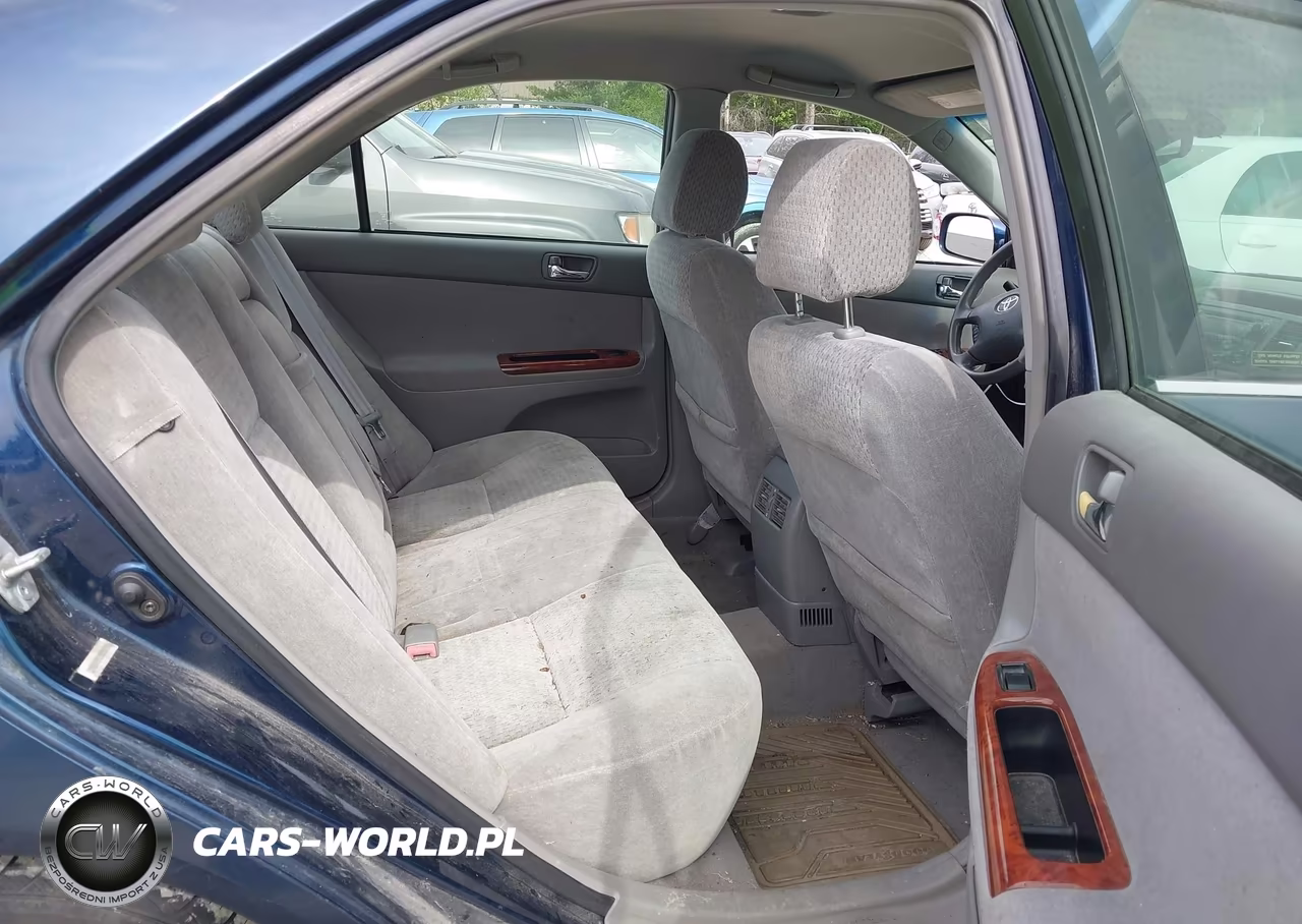 2002 Toyota Camry Xle VIN:4T1BE30K02U503323 - 8