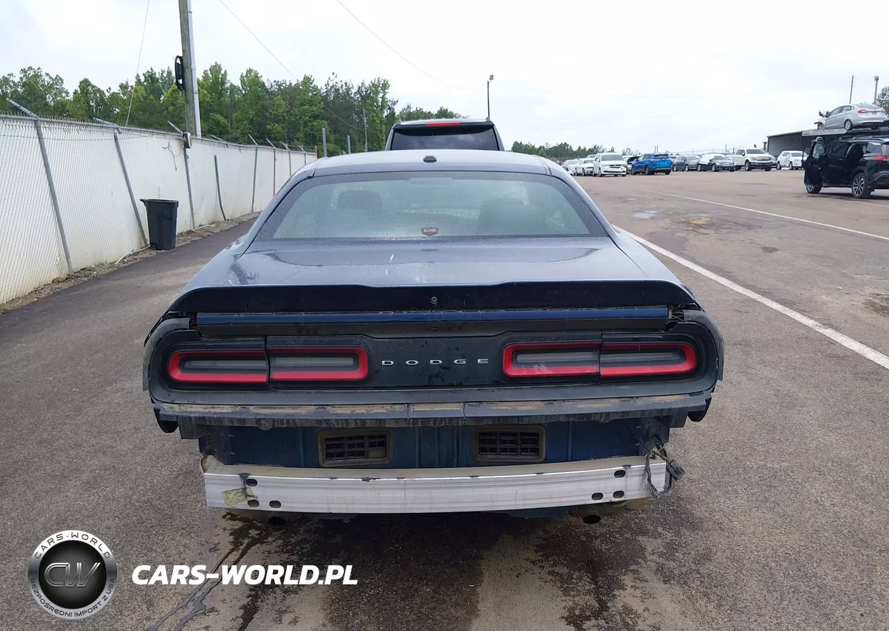 2015 Dodge Challenger Sxt VIN:2C3CDZAGXFH873605 - 17
