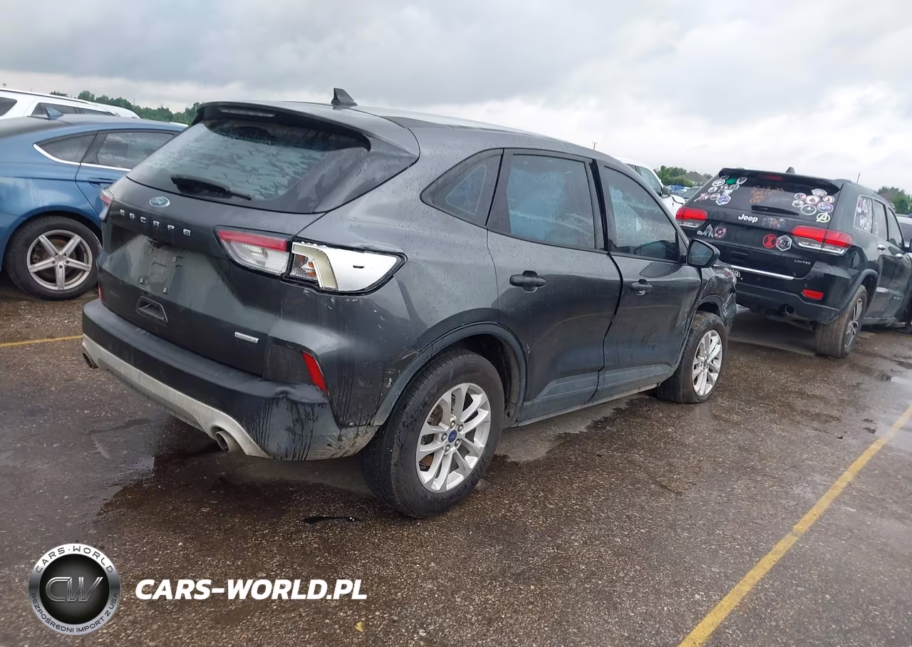 2020 Ford Escape S VIN:1FMCU0F63LUA32253 - 4