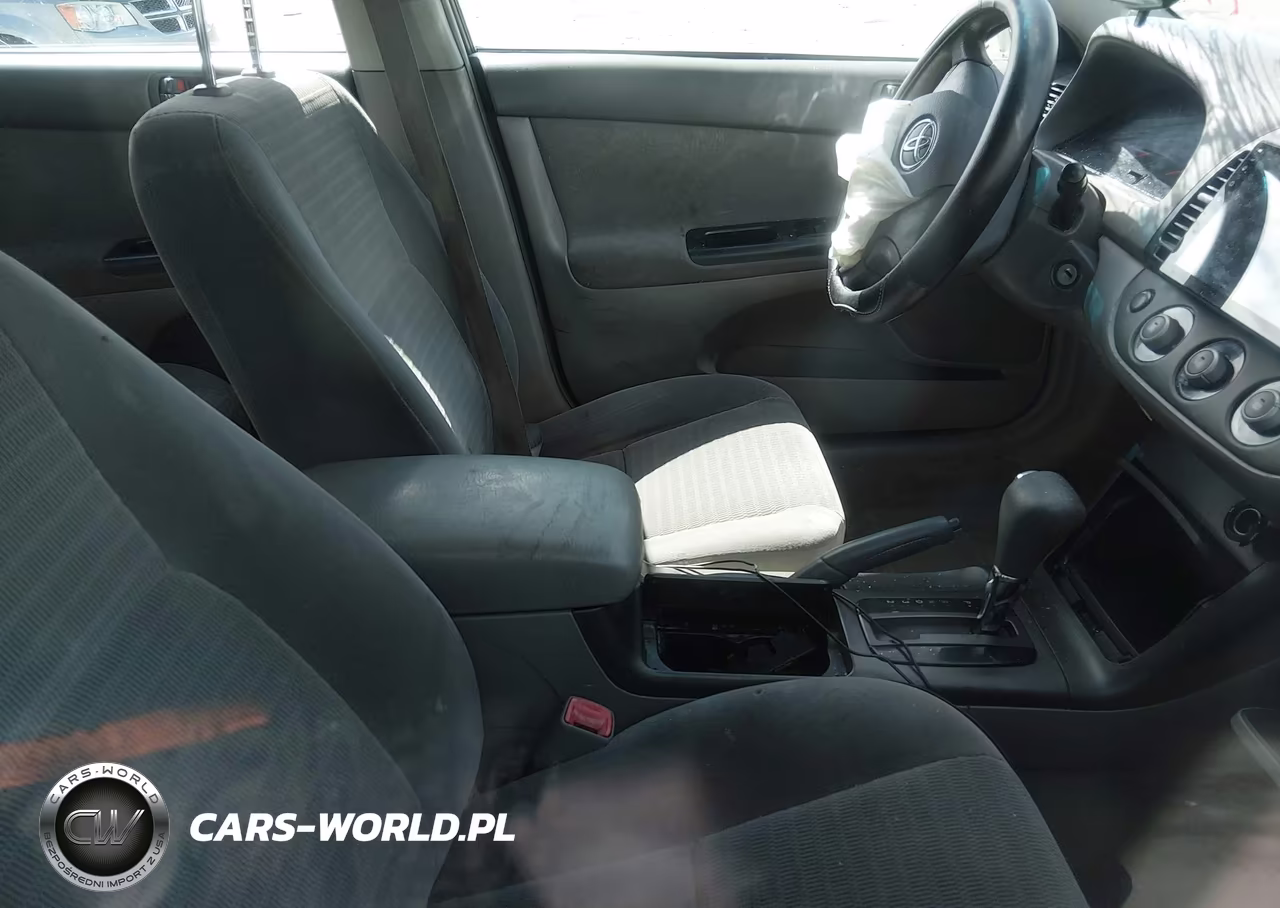 2005 Toyota Camry Le VIN:4T1BE32K95U099293 - 5
