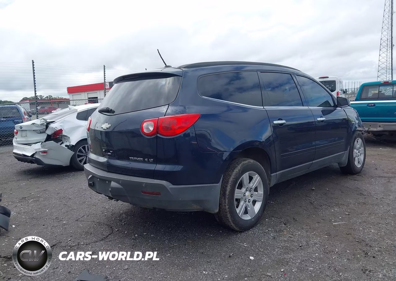 2011 Chevrolet Traverse 1Lt VIN:1GNKRGED5BJ215462 - 4