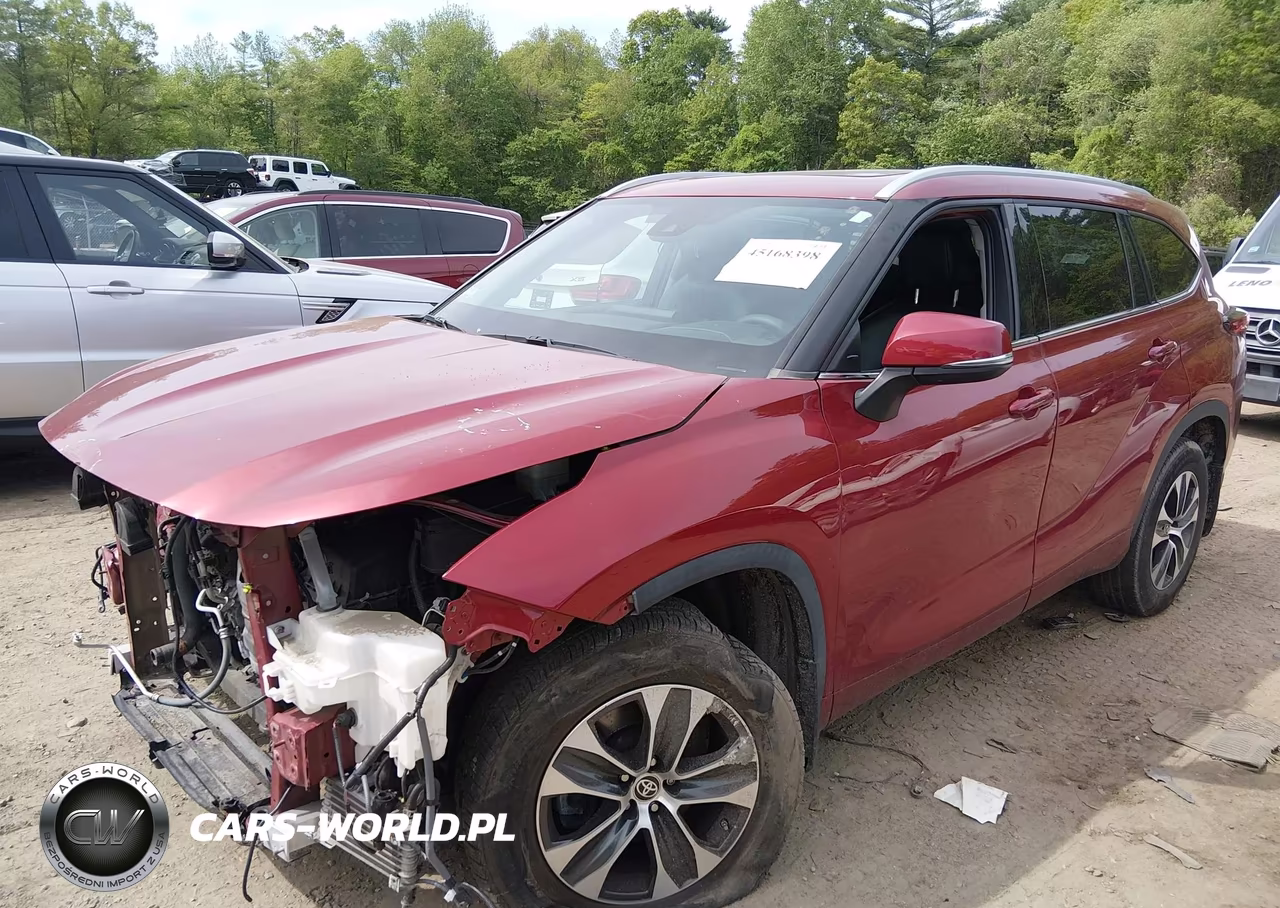 2022 Toyota Highlander Xle VIN:5TDGZRBH9NS244519 - 2