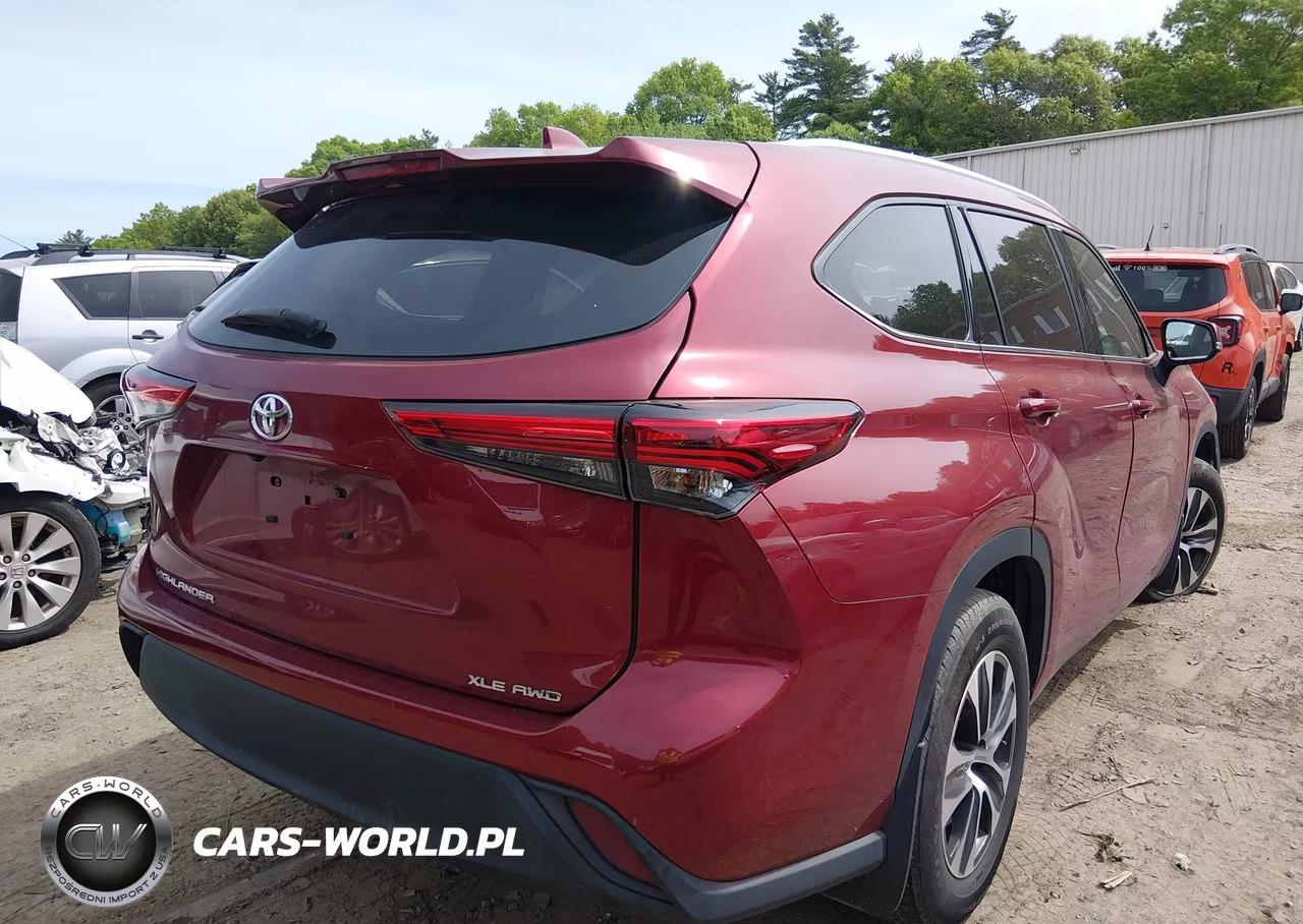 2022 Toyota Highlander Xle VIN:5TDGZRBH9NS244519 - 4