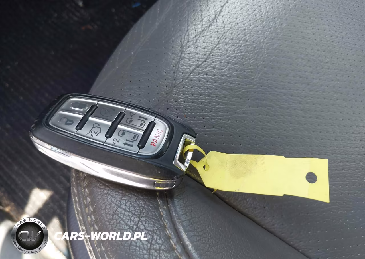 2018 Hyundai Santa Fe Sport 2.4L VIN:5NMZU3LB0JH066401 - 11