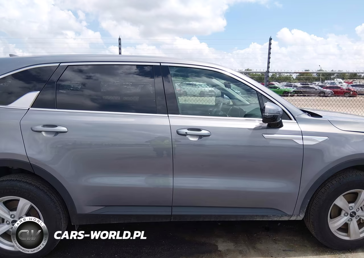 2025 Kia Sorento Lx VIN:5XYRG4JC2SG400299 - 13