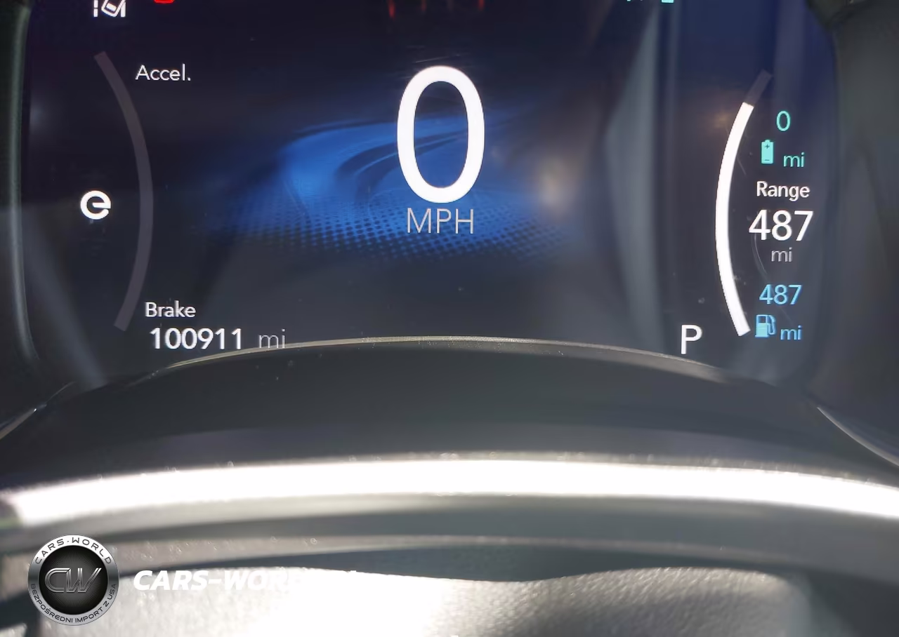 2023 Chrysler Pacifica Hybrid Touring L VIN:2C4RC1L72PR584110 - 7