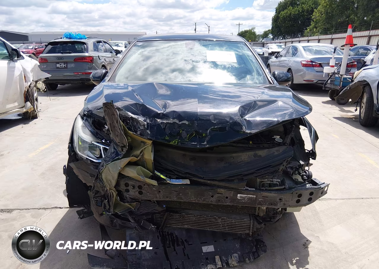 2018 Chevrolet Cruze Ls Auto VIN:1G1BC5SM5J7215808 - 13