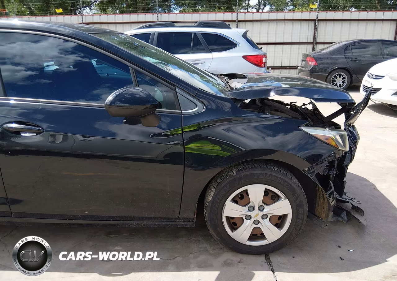 2018 Chevrolet Cruze Ls Auto VIN:1G1BC5SM5J7215808 - 18