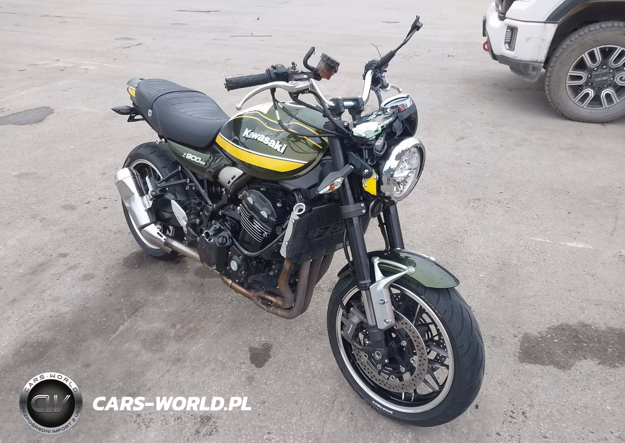 2020 Kawasaki Zr900 R – zdjęcie 1 z 14