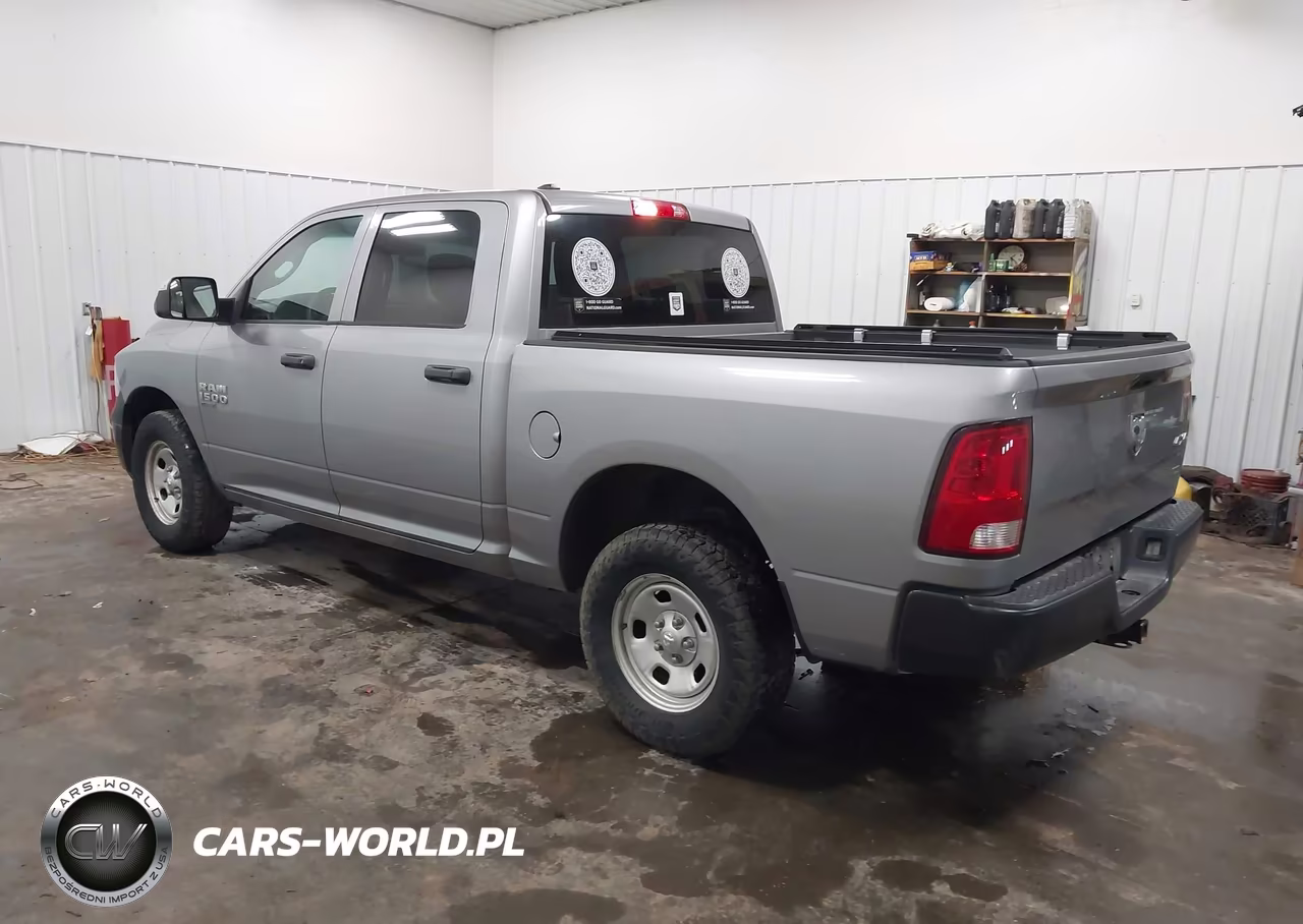 2019 Ram 1500 Classic Tradesman 4X4 5'7 Box VIN:1C6RR7KG0KS634391 - 3