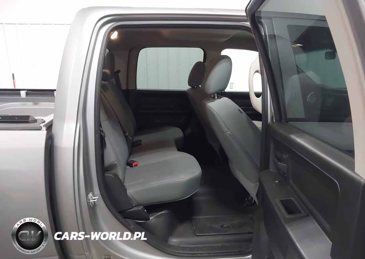 2019 Ram 1500 Classic Tradesman 4X4 5'7 Box VIN:1C6RR7KG0KS634391 - 8