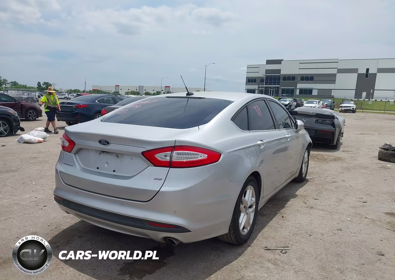 2016 Ford Fusion Se VIN:3FA6P0H77GR126105 - 4