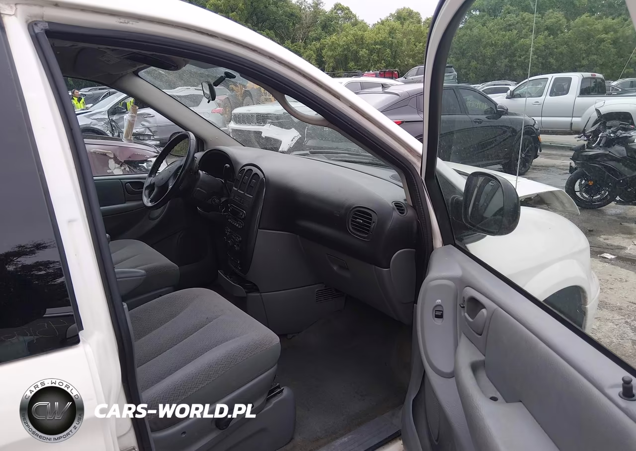 2007 Chrysler Town & Country Touring VIN:2A4GP54L27R232864 - 5