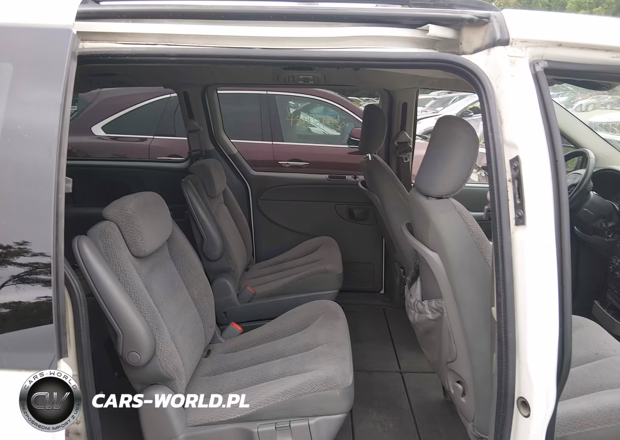 2007 Chrysler Town & Country Touring VIN:2A4GP54L27R232864 - 8