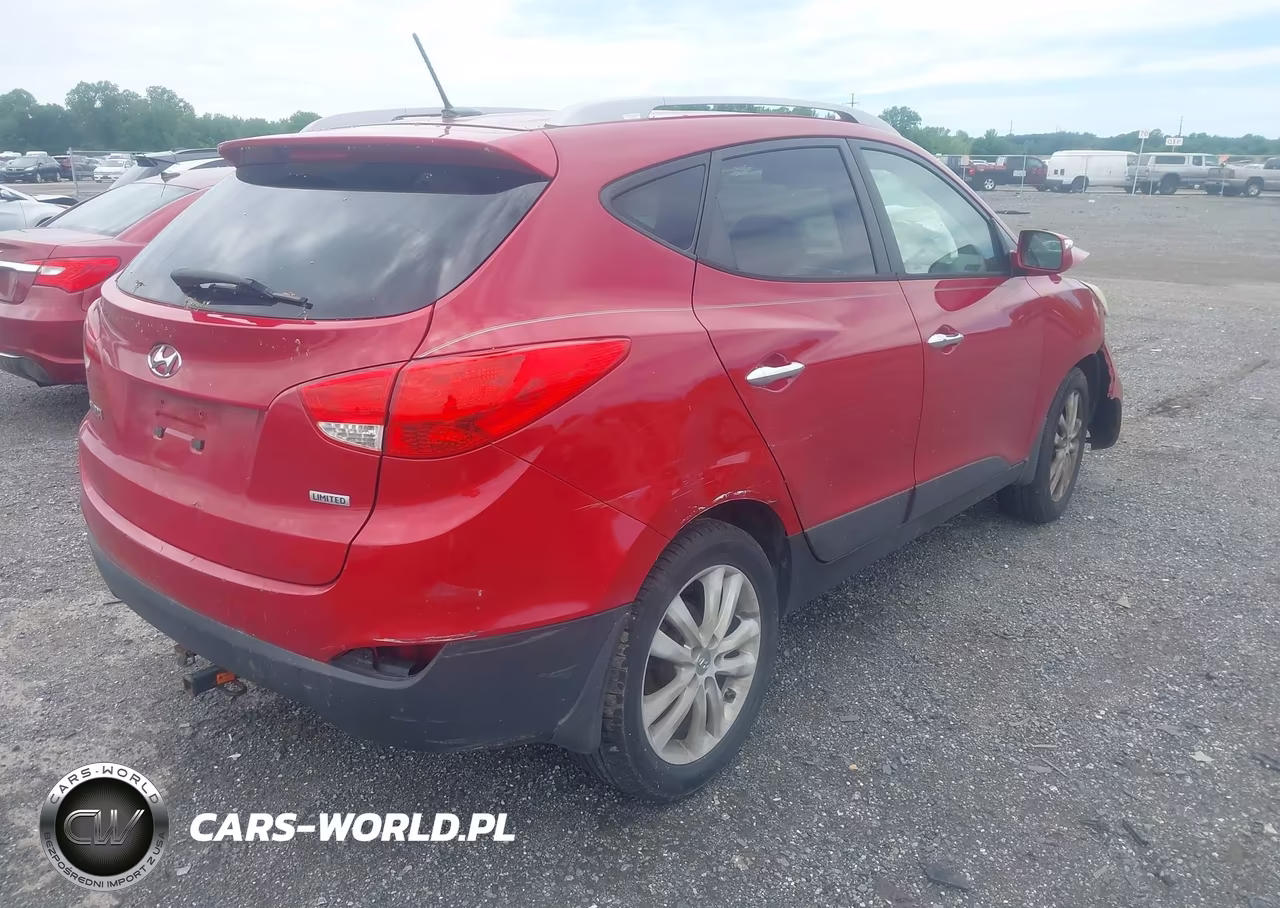 2013 Hyundai Tucson Limited VIN:KM8JU3AC5DU702988 - 4