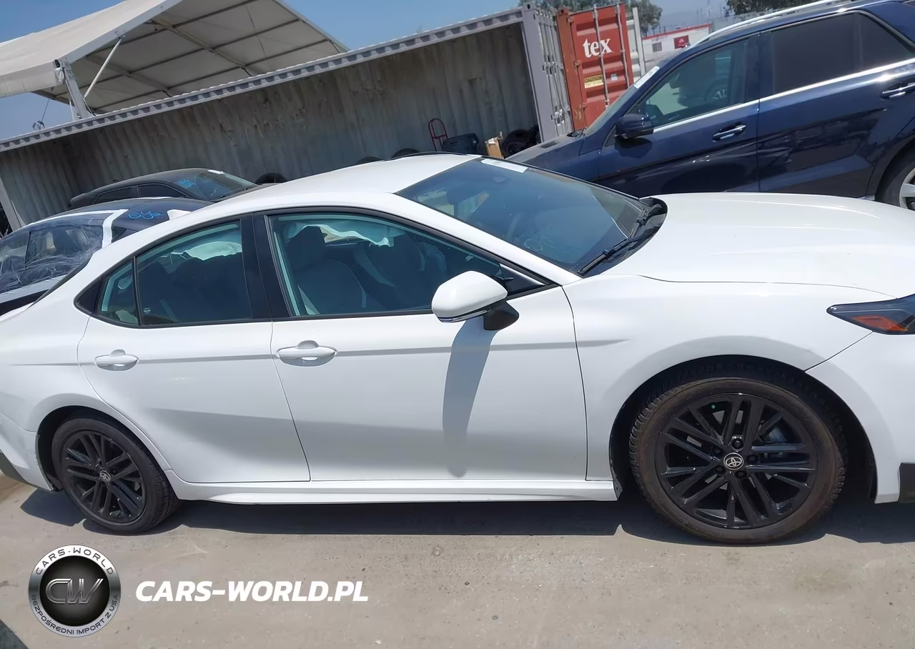 2025 Toyota Camry Se VIN:4T1DAACK1SU092874 - 13