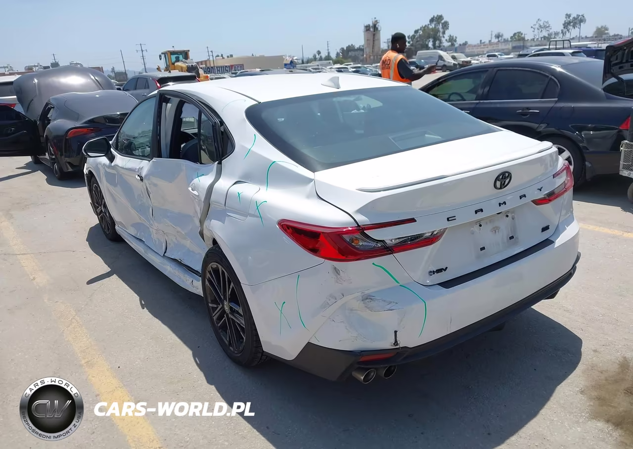 2025 Toyota Camry Se VIN:4T1DAACK1SU092874 - 3