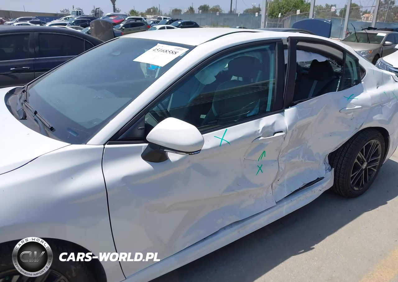 2025 Toyota Camry Se VIN:4T1DAACK1SU092874 - 6