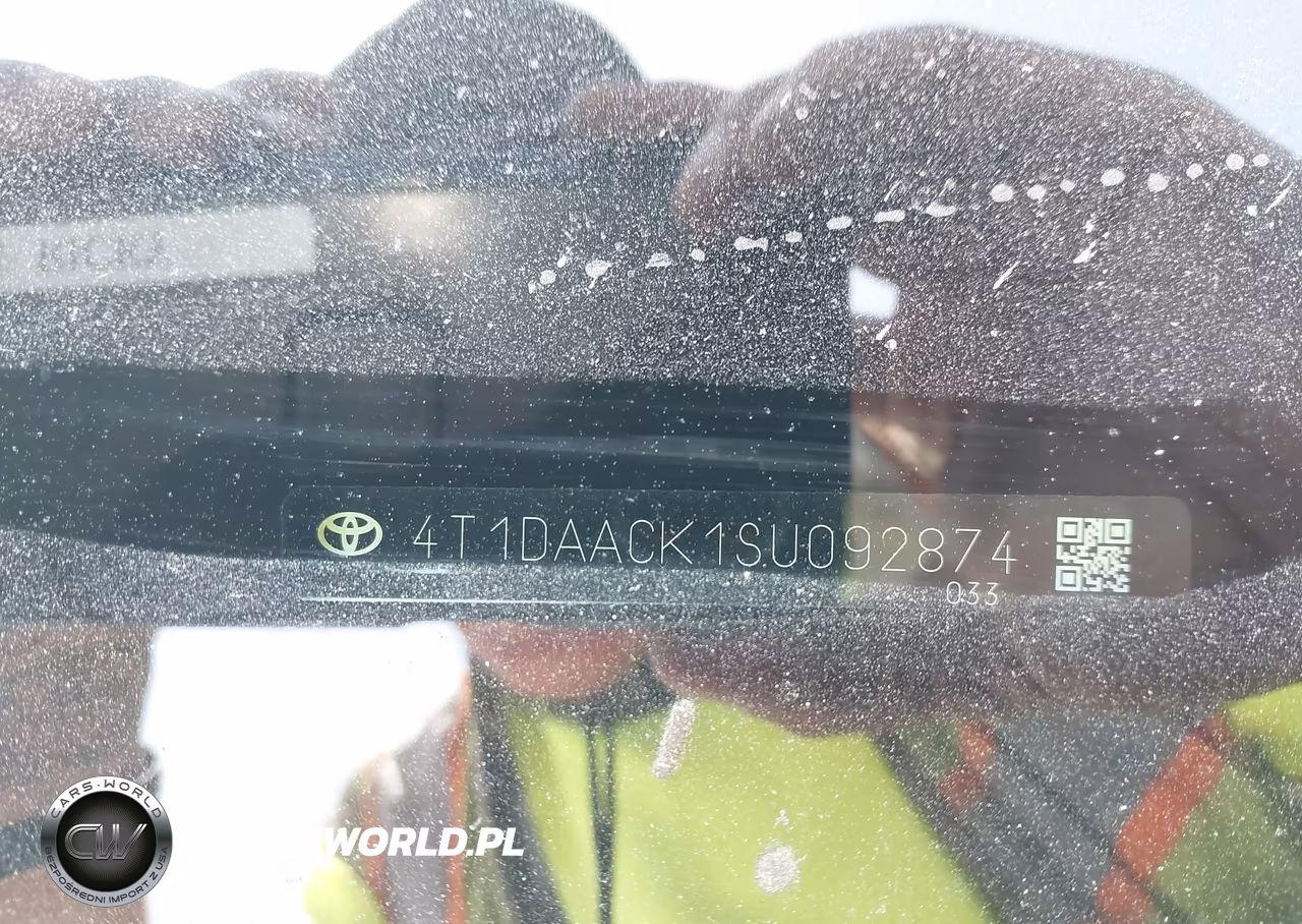 2025 Toyota Camry Se VIN:4T1DAACK1SU092874 - 9