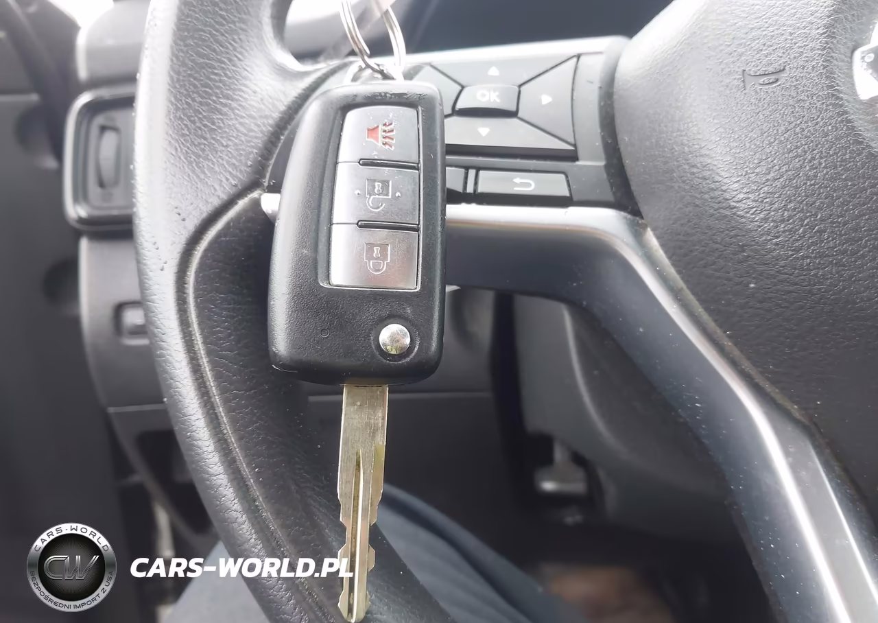 2017 Nissan Rogue S VIN:JN8AT2MVXHW253420 - 11