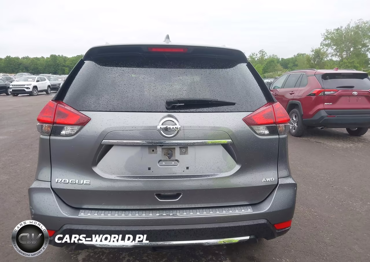 2017 Nissan Rogue S VIN:JN8AT2MVXHW253420 - 16