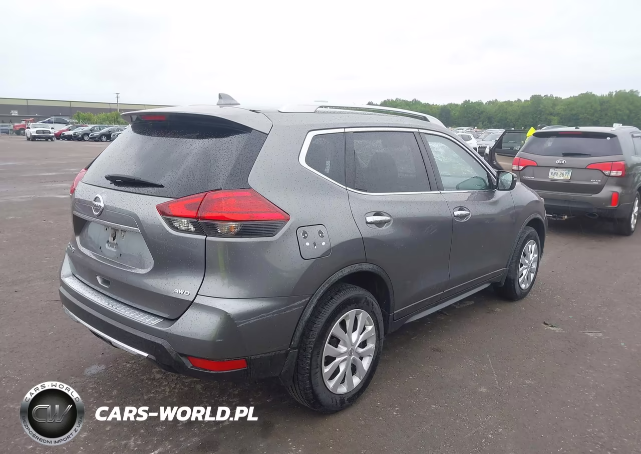 2017 Nissan Rogue S VIN:JN8AT2MVXHW253420 - 4
