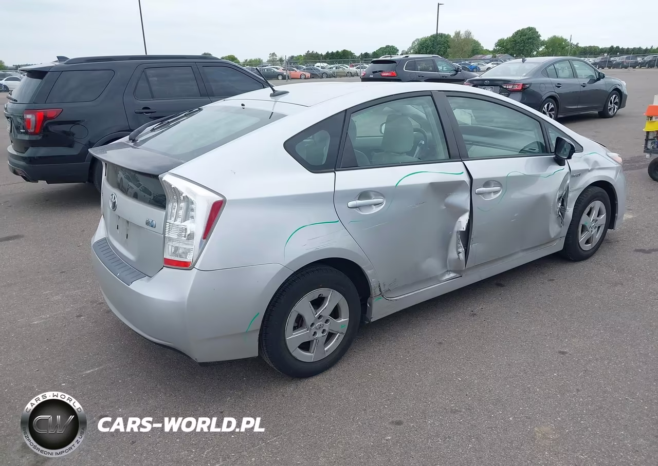 2010 Toyota Prius Iii VIN:JTDKN3DUXA0004471 - 4