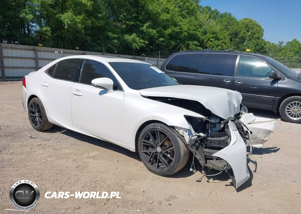 2017 Lexus Is 300 – zdjęcie 1 z 17