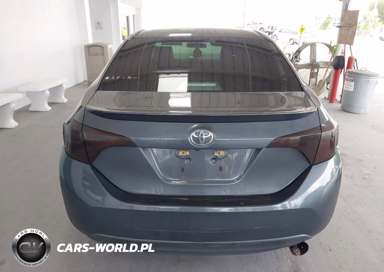 2016 Toyota Corolla S Plus VIN:5YFBURHE9GP422141 - 17