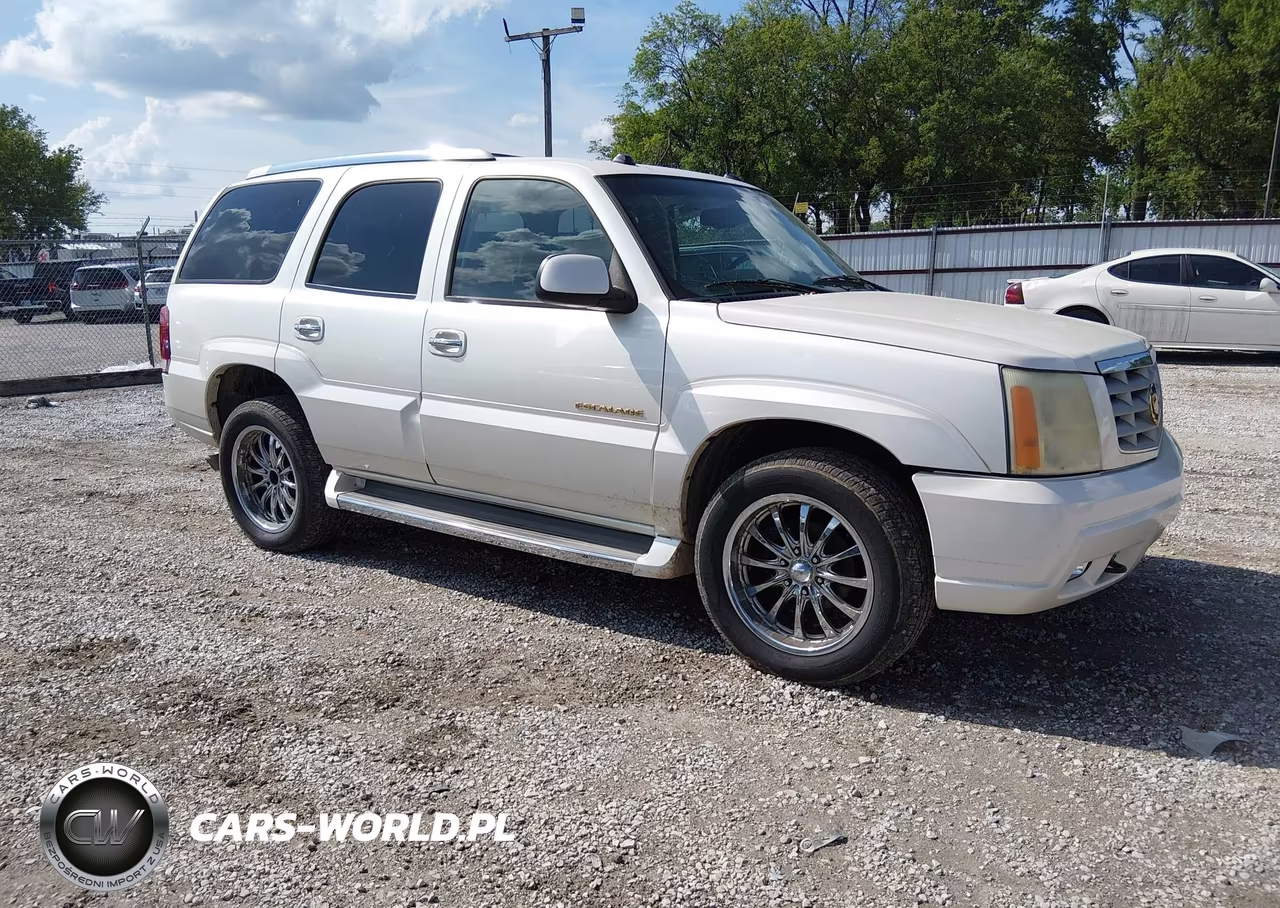 2005 Cadillac Escalade Standard