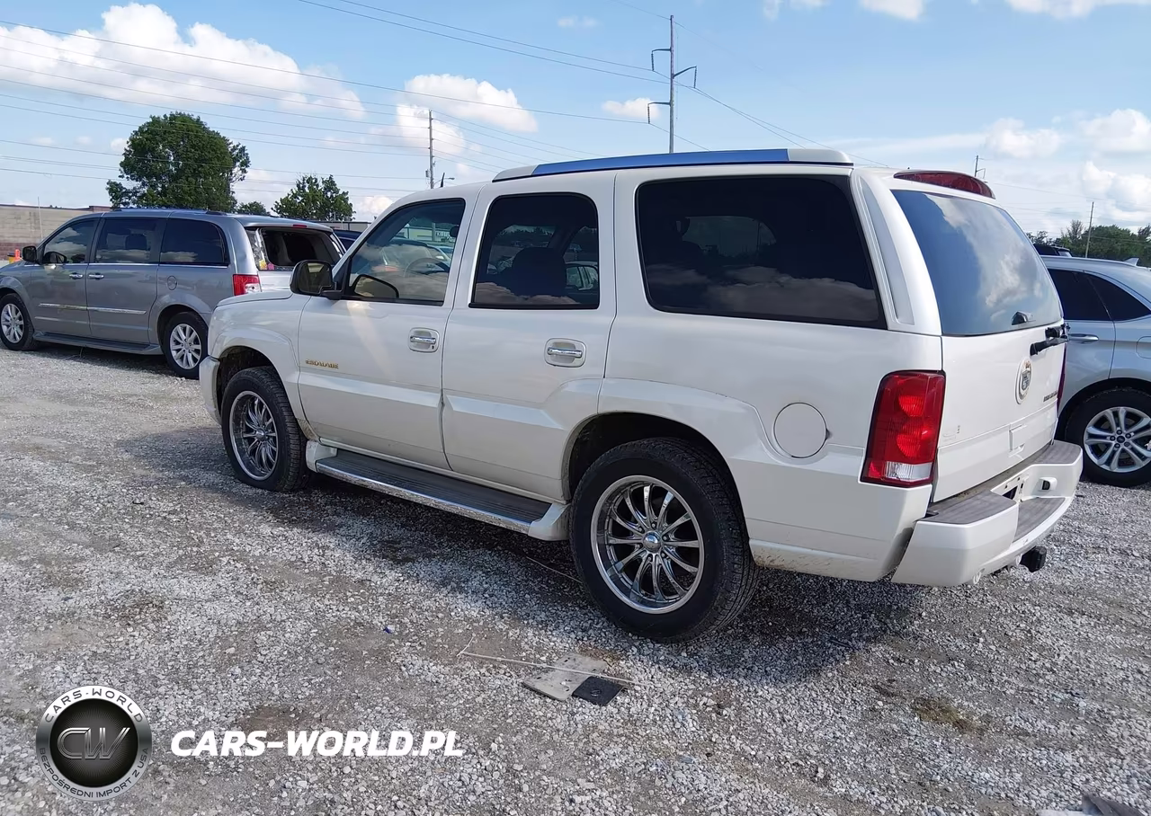 2005 Cadillac Escalade Standard VIN:1GYEK63N15R119540 - 3