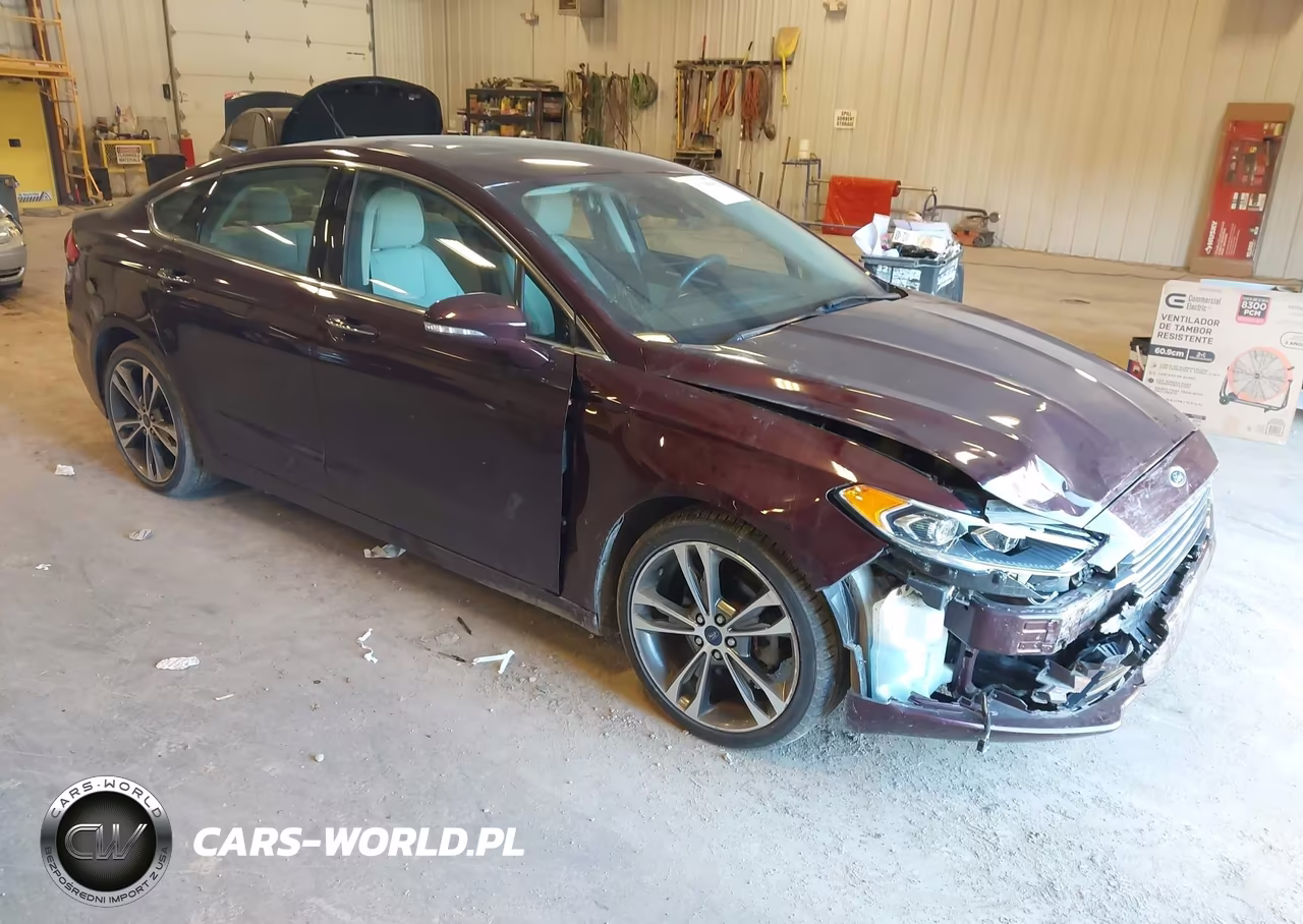 2017 Ford Fusion Titanium – zdjęcie 1 z 16