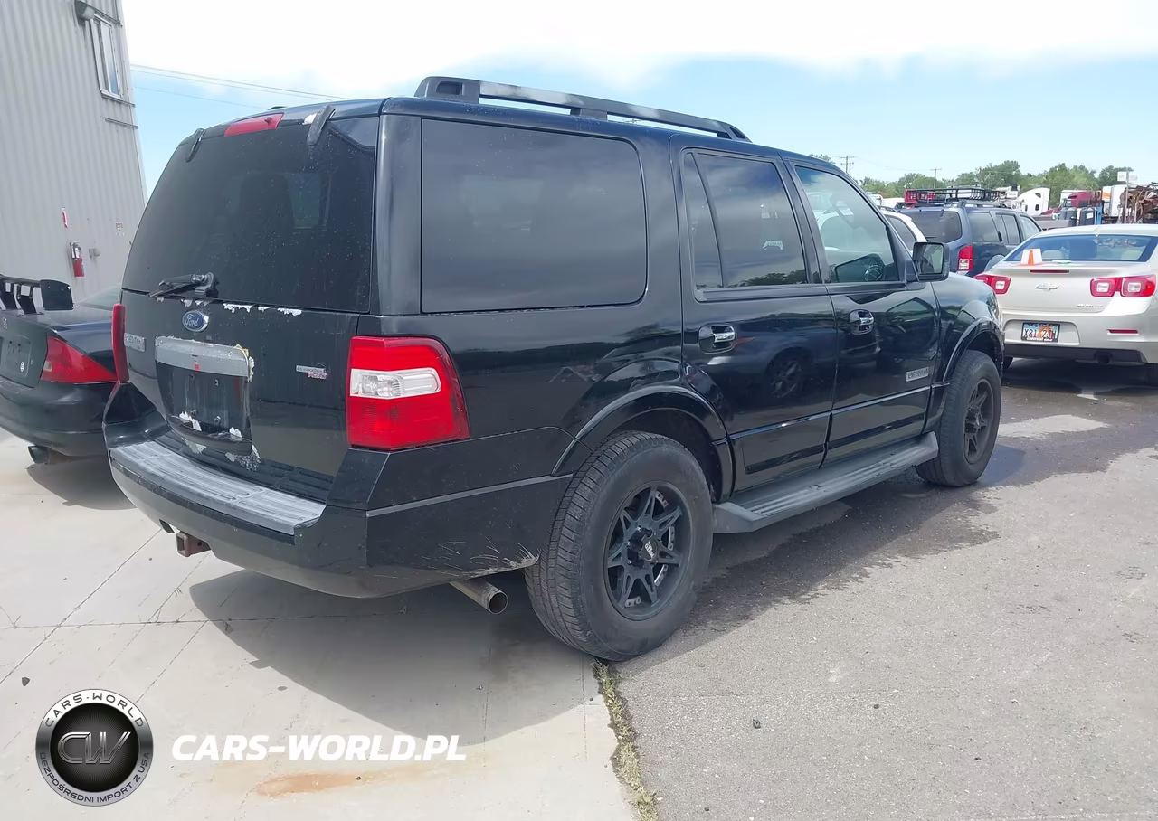 2008 Ford Expedition Xlt VIN:1FMFU16548LA62305 - 4