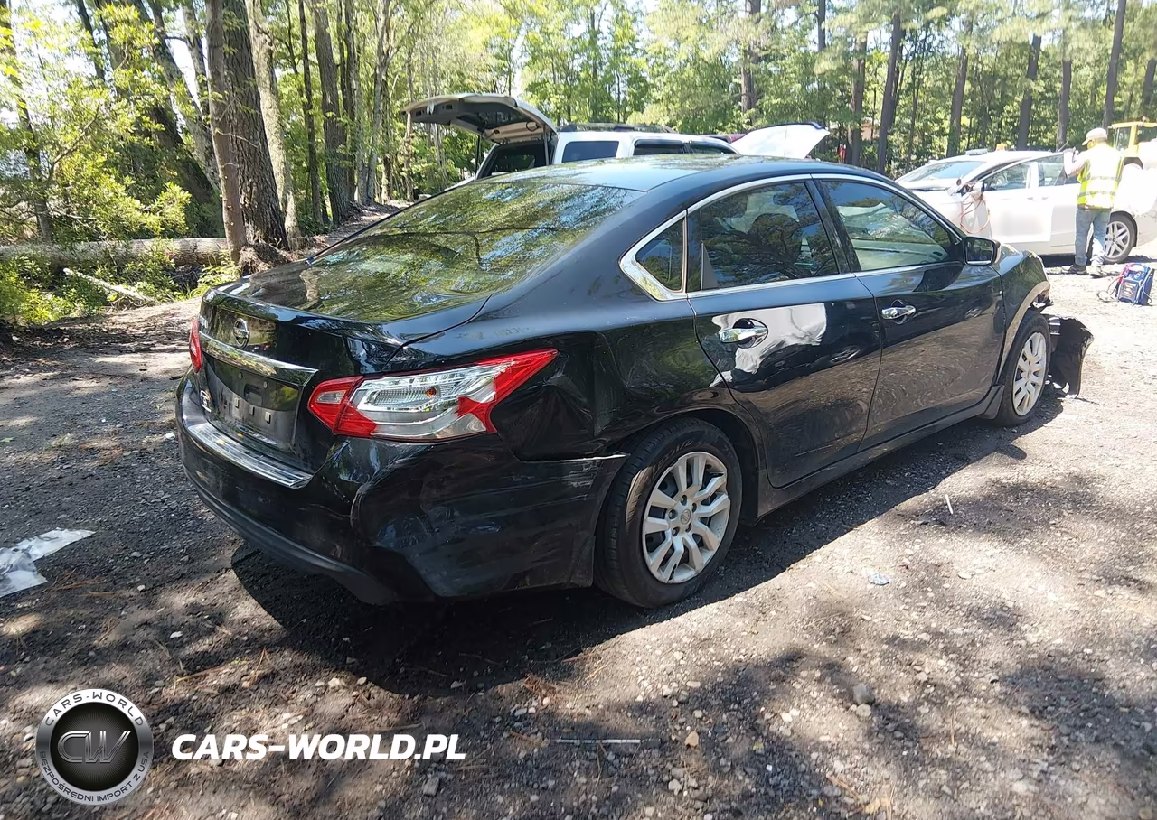 2016 Nissan Altima 2.5 S VIN:1N4AL3AP9GC247475 - 4