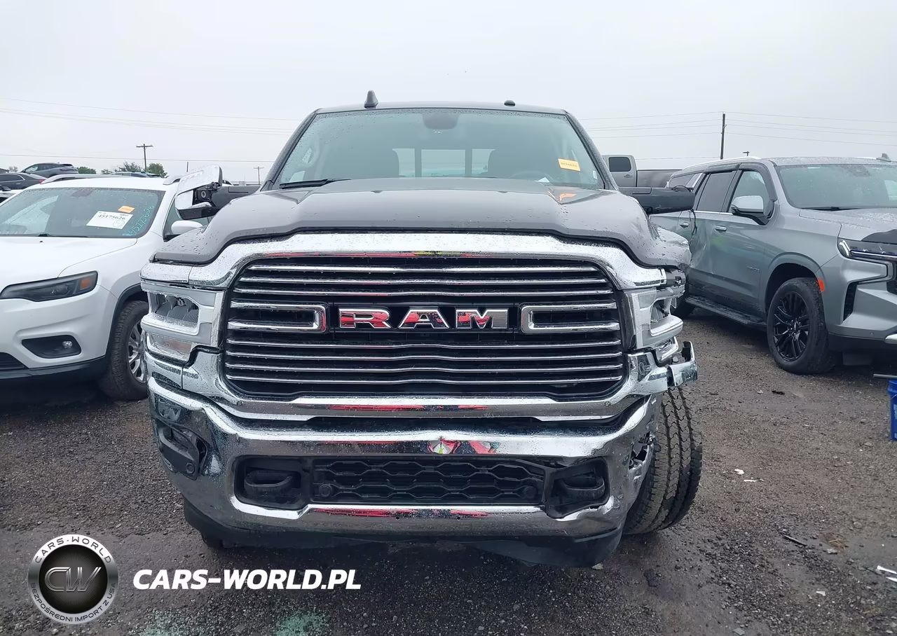 2024 Ram 2500 Laramie 4X4 6'4 Box VIN:3C6UR5FL6RG143184 - 13