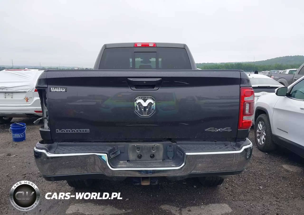 2024 Ram 2500 Laramie 4X4 6'4 Box VIN:3C6UR5FL6RG143184 - 17