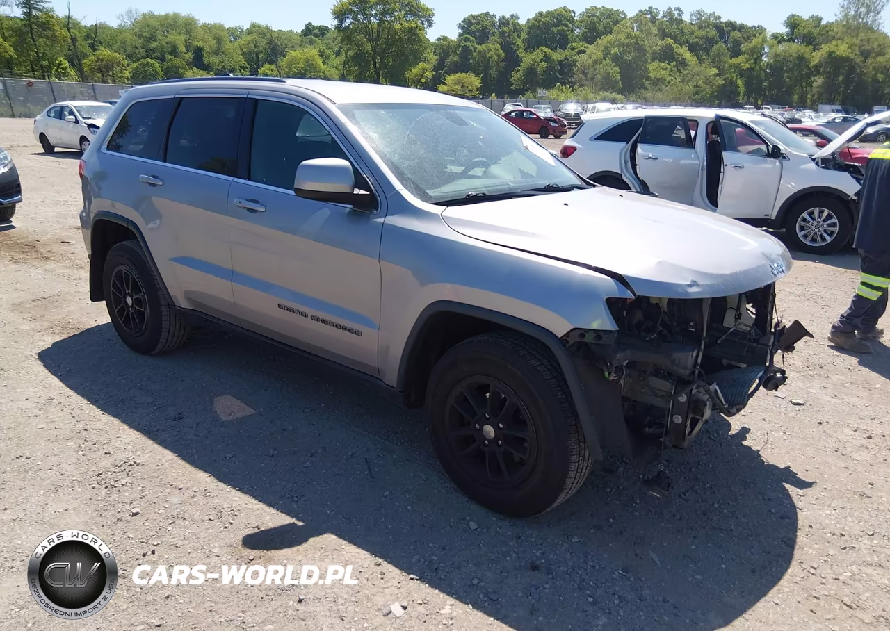 2018 Jeep Grand Cherokee Laredo 4X4 – zdjęcie 1 z 17