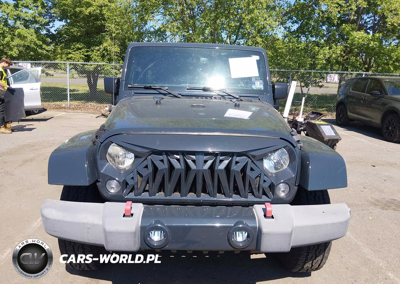 2017 Jeep Wrangler Unlimited Sahara 4X4 VIN:1C4HJWEG8HL738633 - 12