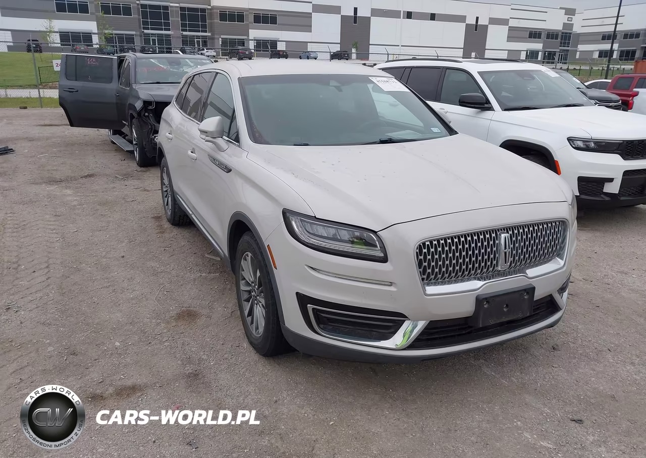 2019 Lincoln Nautilus Select