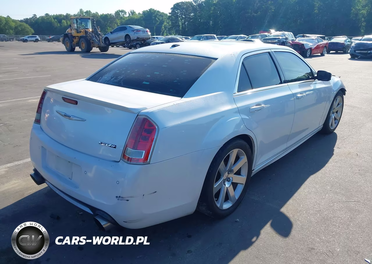 2012 Chrysler 300 Srt8 VIN:2C3CCAFJ4CH801352 - 4