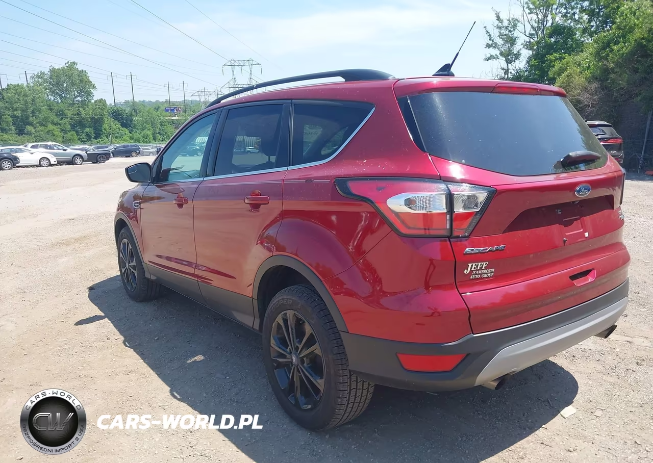 2018 Ford Escape Se VIN:1FMCU9GD0JUB58343 - 3
