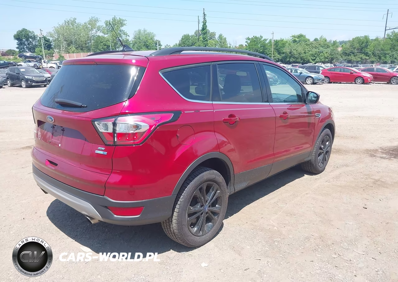 2018 Ford Escape Se VIN:1FMCU9GD0JUB58343 - 4
