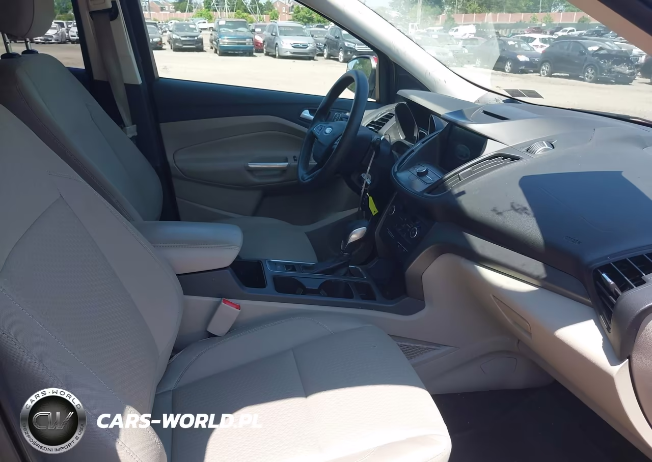 2018 Ford Escape Se VIN:1FMCU9GD0JUB58343 - 5