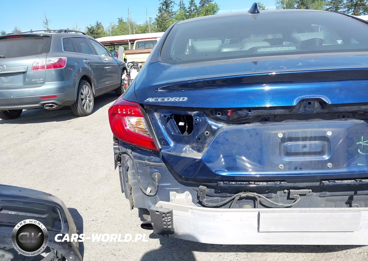 2018 Honda Accord Touring 2.0T VIN:1HGCV2F9XJA012735 - 21